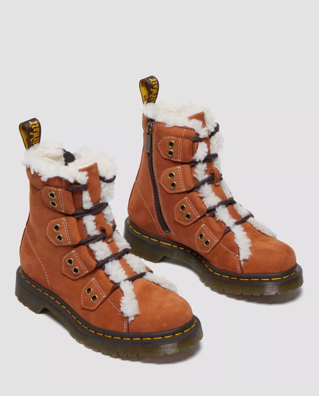 Dr. Martens 1460 Lace To Toe Stivali Da Donna Marroni In Pelle